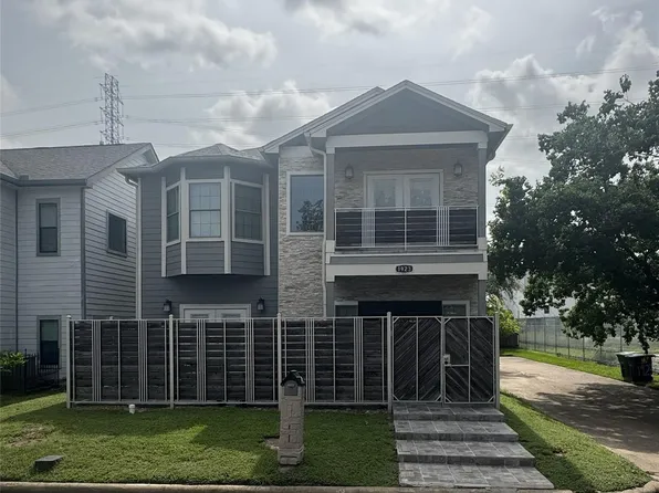 1923 Bittercreek Dr, Houston, TX 77042
