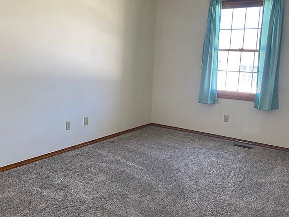 5th image of 2803 Binghamton Ln