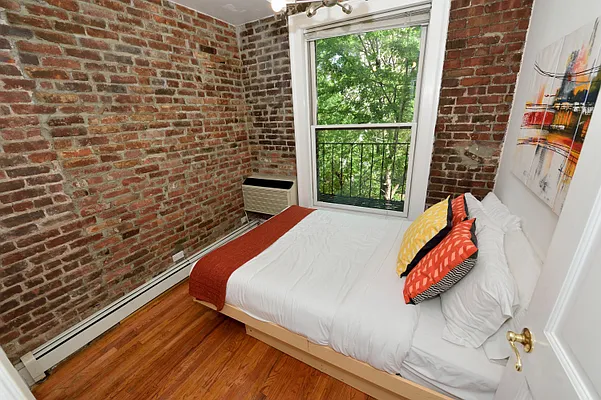 Rented by Corcoran | media 62