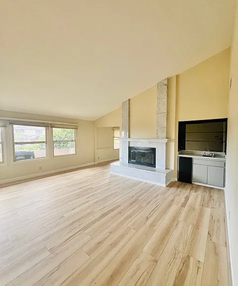 2441 Dresden Pl — Photo 26