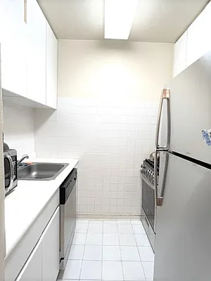 Rented by Douglas Elliman | media 4