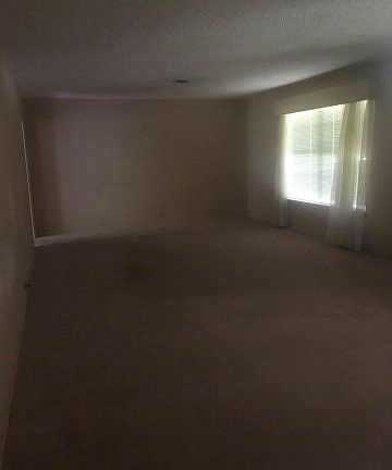 3rd image of 206 Lakeshore Dr