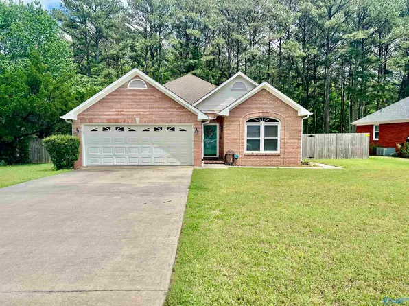 206 Bellemeade St SW, Hartselle, AL 35640