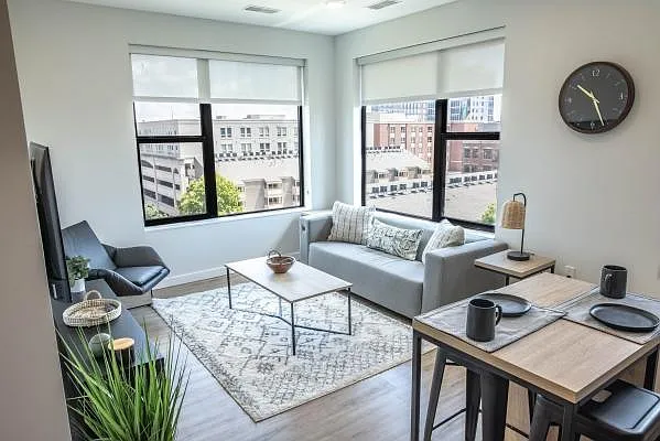412 E Healey St #310 — Photo 3