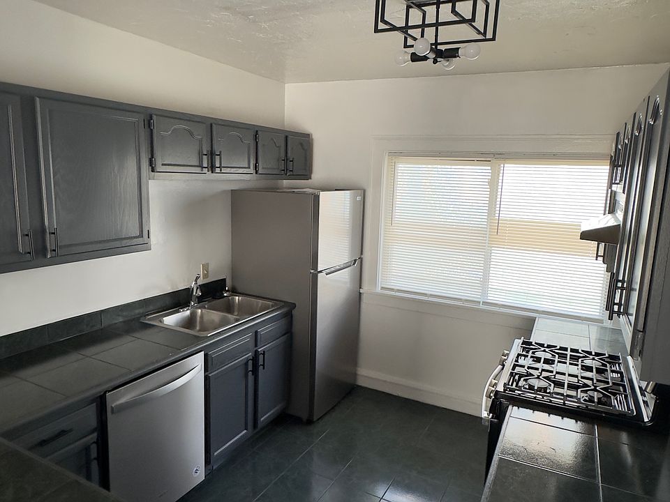 1st image of 3099 Meadowbrook Blvd #2