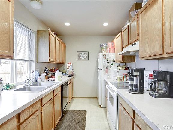 4th image of 35517 92nd Avenue Ct S