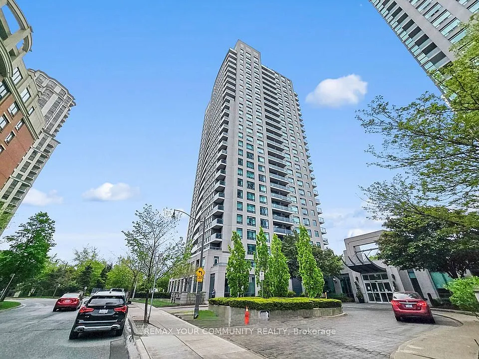 30 Harrison Garden Blvd #911
