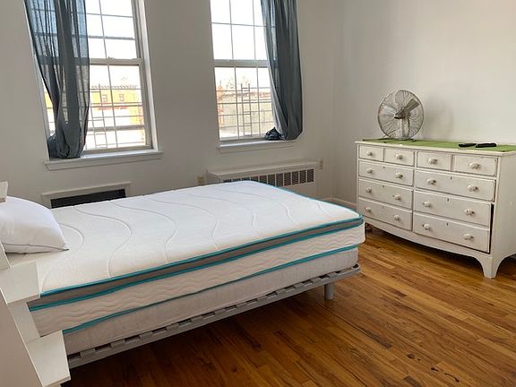 5th image of 579 Washington Ave #3BB