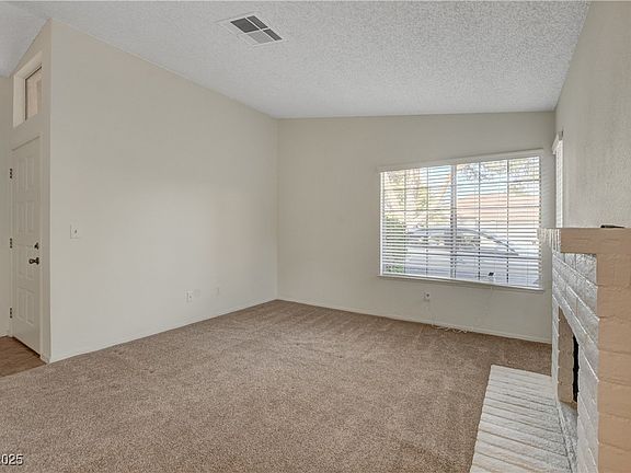 5th image of 3667 Edinburgh Dr