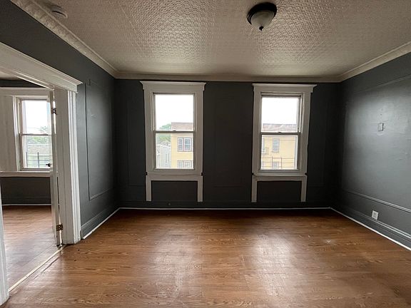 2nd image of 62 Rutgers Ave APT 3