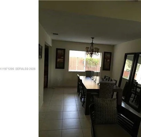 10863 NW 53rd Ln — Photo 4