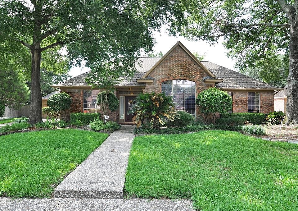 1st image of 5318 Valley Pines Dr