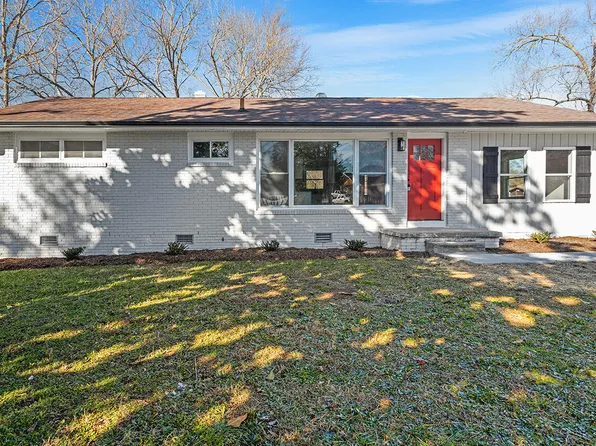 706 Friar Tuck Rd, Raleigh, NC 27610