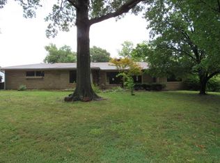 7007 N Wyandotte St, Gladstone, MO 64118