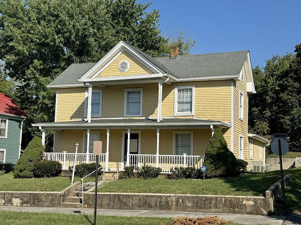 1st image of 301 W Valley St