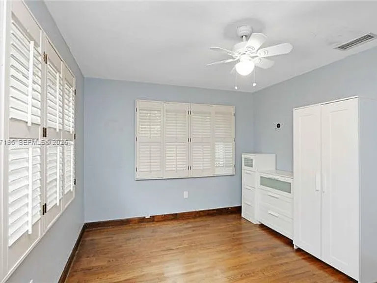 221 Camilo Ave #221 — Photo 10