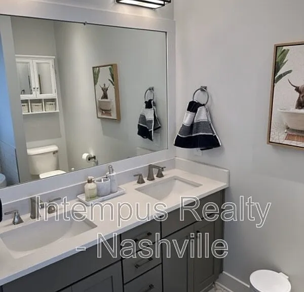 928 Southside Pl — Photo 28