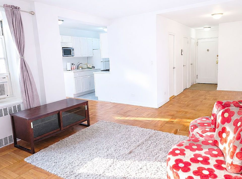 1st image of 7136 110th St APT 5A