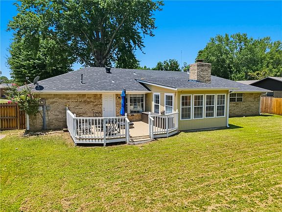 5th image of 8217 Meadow Dr