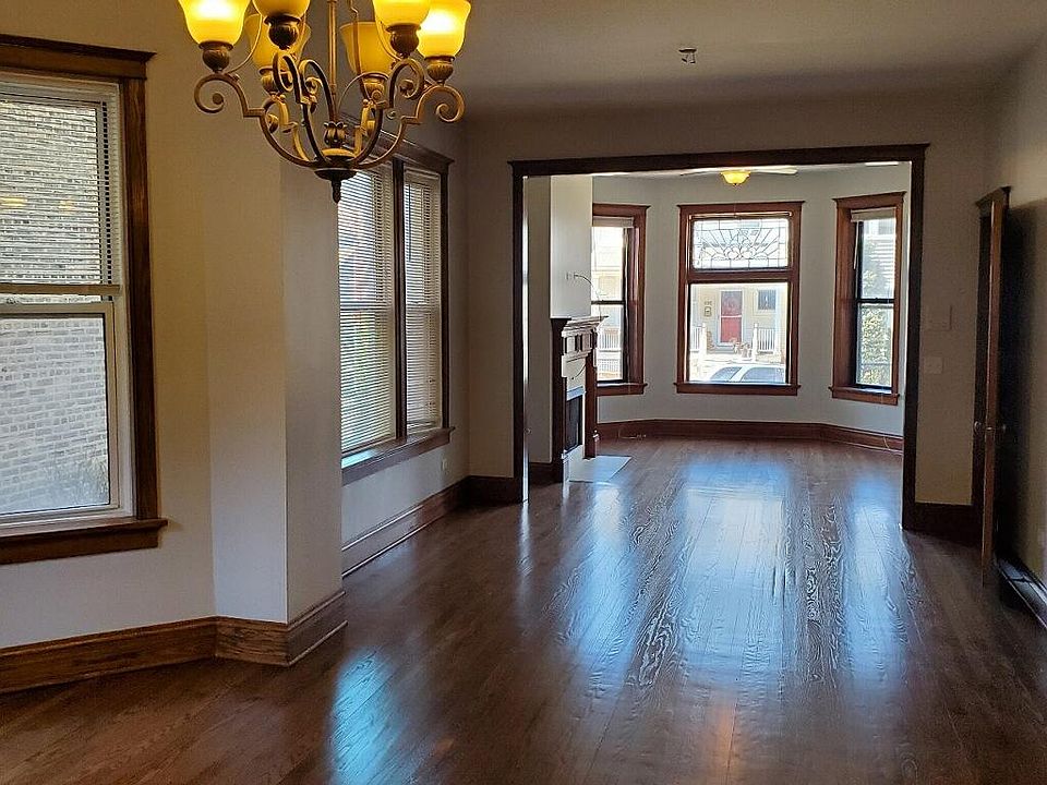 2nd image of 3821 N Wilton Ave APT 2