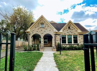 5306 Claremont St, Houston, TX 77023