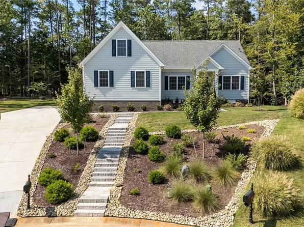 5830 Chaucer Park, Providence Forge, VA 23140