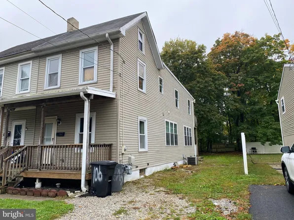 106 W Clinton St, Clayton, NJ 08312