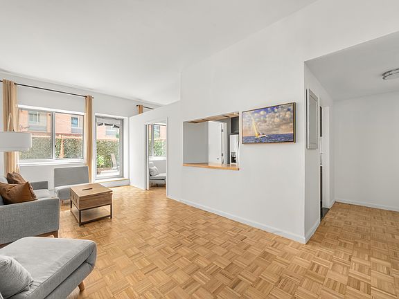4th image of 300 W 135th St APT 2J