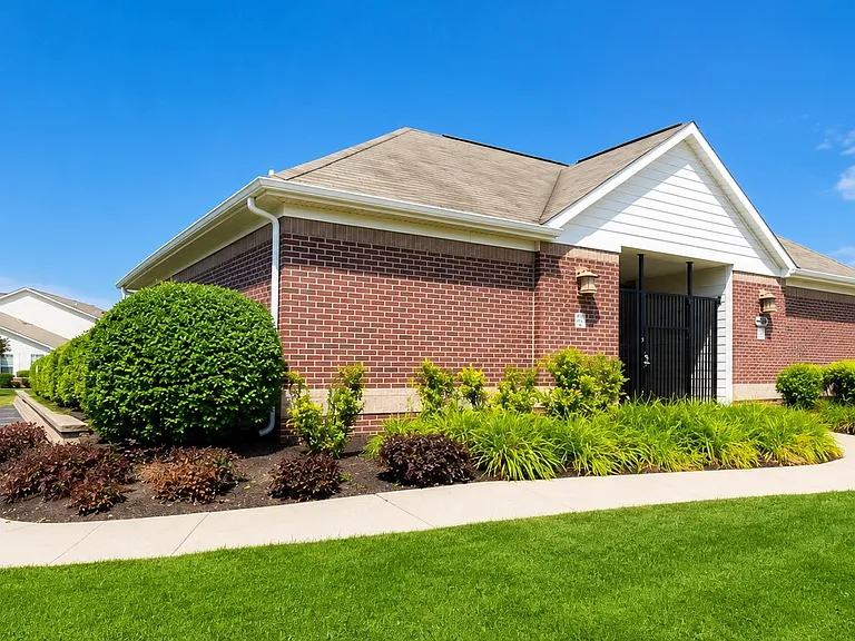 9769 Green Knoll Dr — Photo 22