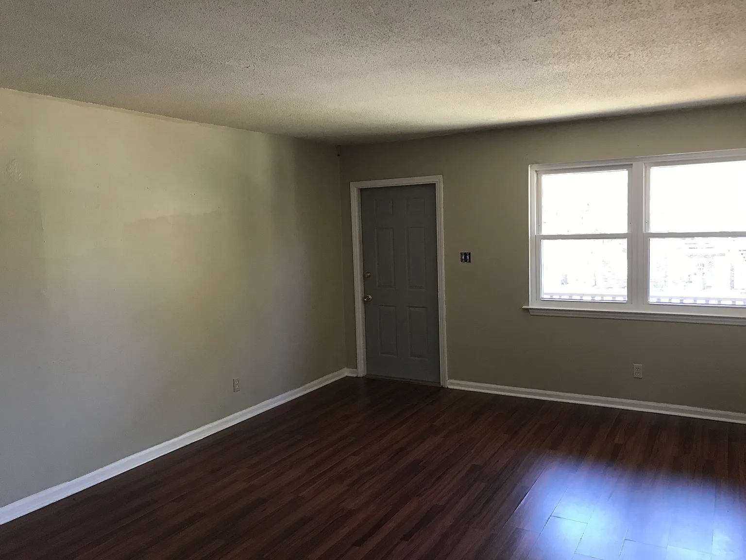 2 bed, 800 sqft, $1,150 — Photo 3