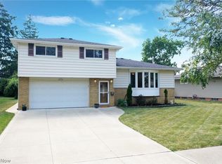 6904 Revere Rd, Parma Heights, OH 44130