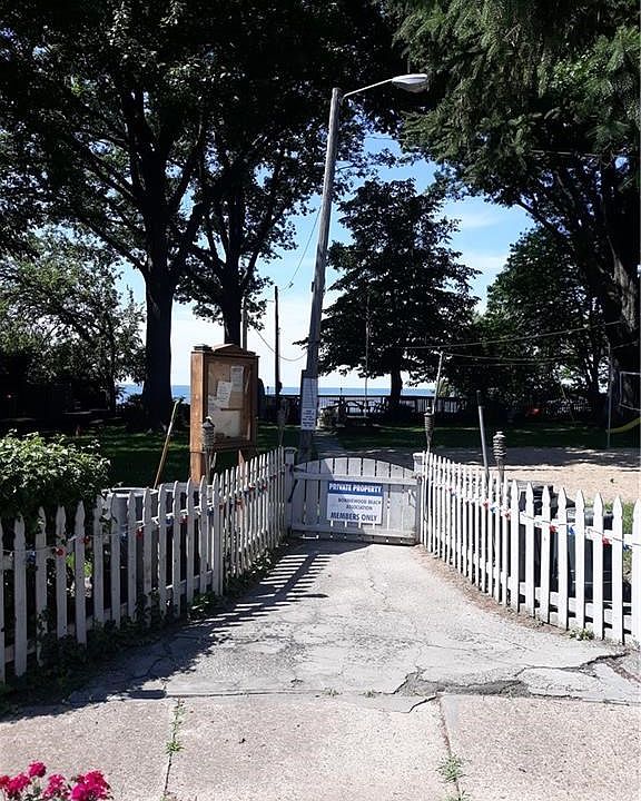 2nd image of 363 Bonniewood Dr