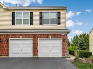 1515 Shagbark Dr, Bolingbrook, IL 60490