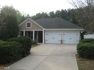 151 Cottage Club Dr, Locust Grove, GA 30248