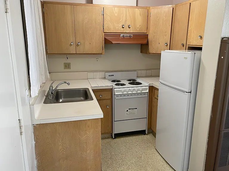 2033 Haste Street — Photo 27
