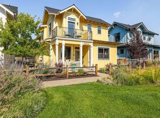 1112 N Wildflower Ln, Sisters, OR 97759