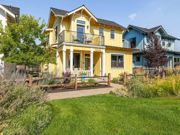 1112 N Wildflower Ln, Sisters, OR 97759