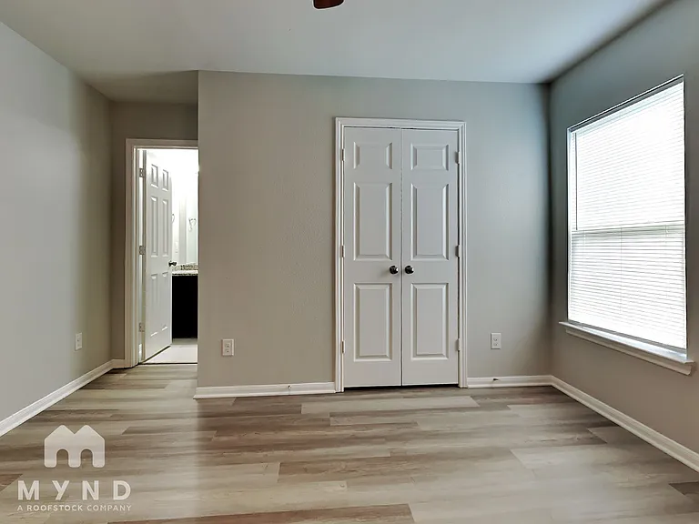 16696 E Ivanhoe — Photo 9
