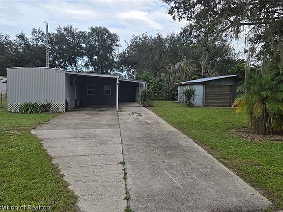 2nd image of 3318 Baxter Ave