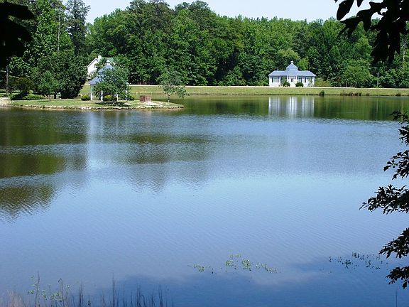 3rd image of 165 Brennan Dr