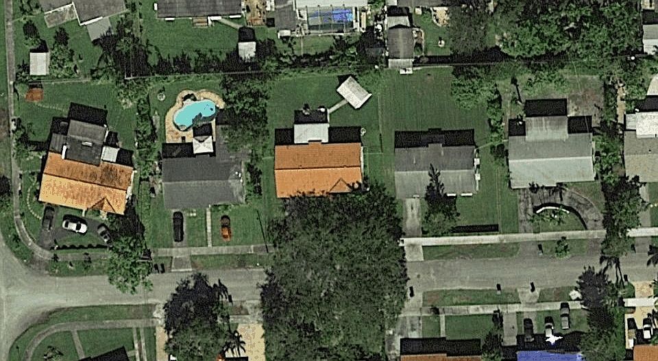 2nd image of 10521 SW 54th St