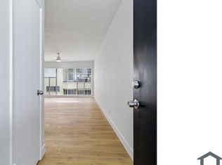 4128 S Somerset Dr #D, Los Angeles, CA 90008