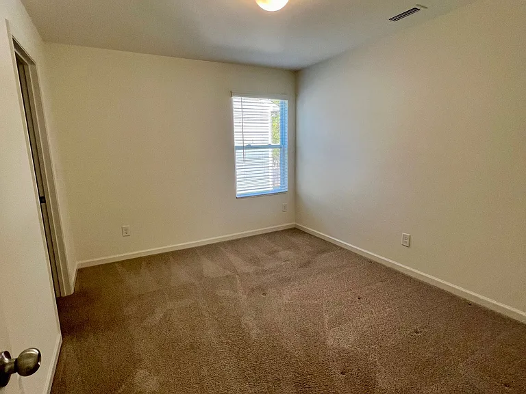 7926 Bristle Ln — Photo 17