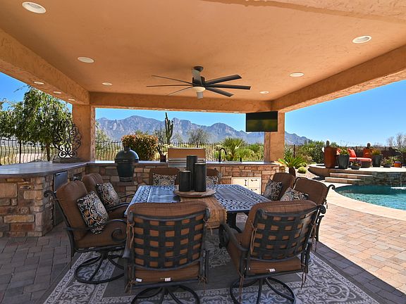 2nd image of 454 E Honey Bee Preserve Way