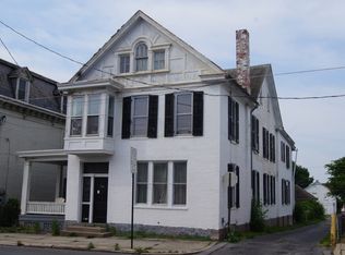 240 W Main St APT 2, Waynesboro, PA 17268