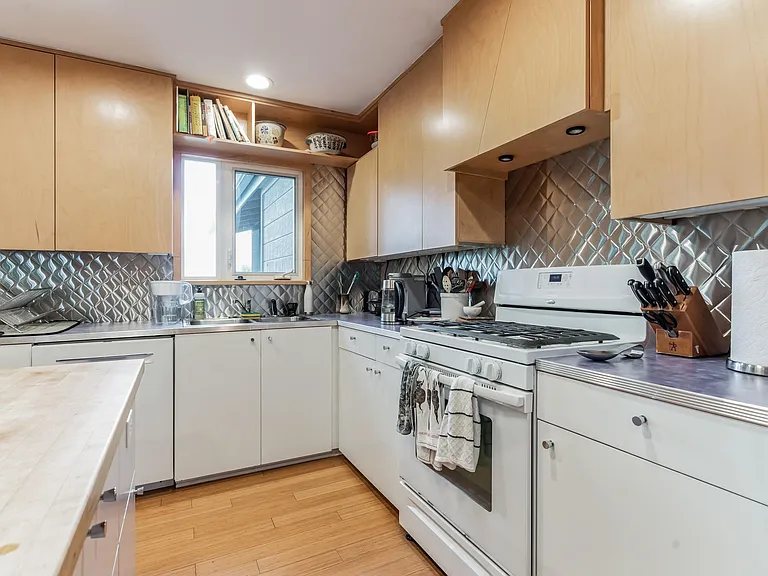 3309 Westhill Dr #B — Photo 10