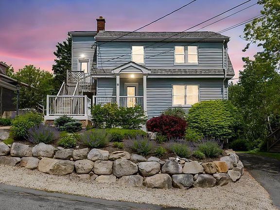 2nd image of 15 Idlewylde Rd