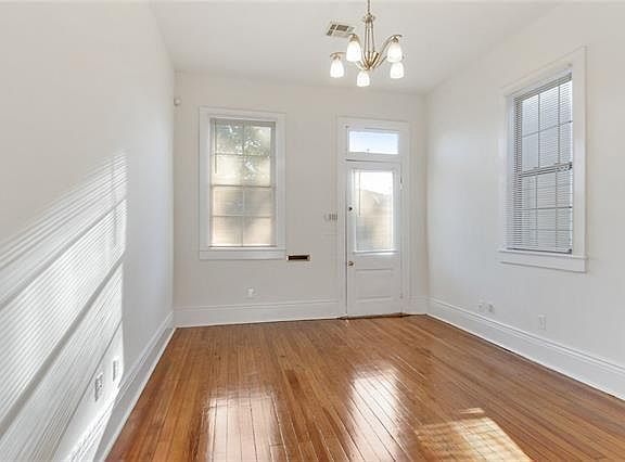 3rd image of 2036 Valmont St