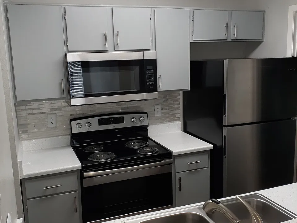 City Pines Apartment Homes