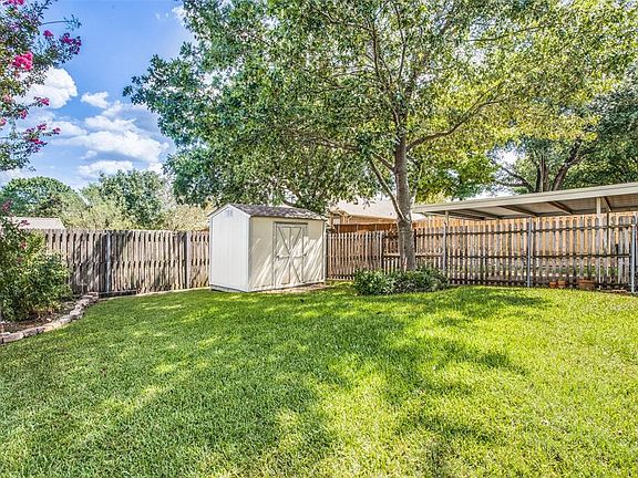 5th image of 606 Torrance Dr